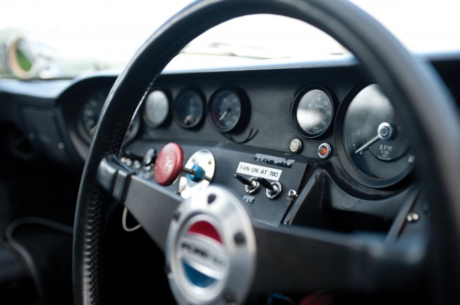  Ford GT40 (Mk I) 1967 года  (фото 13 из 34)
